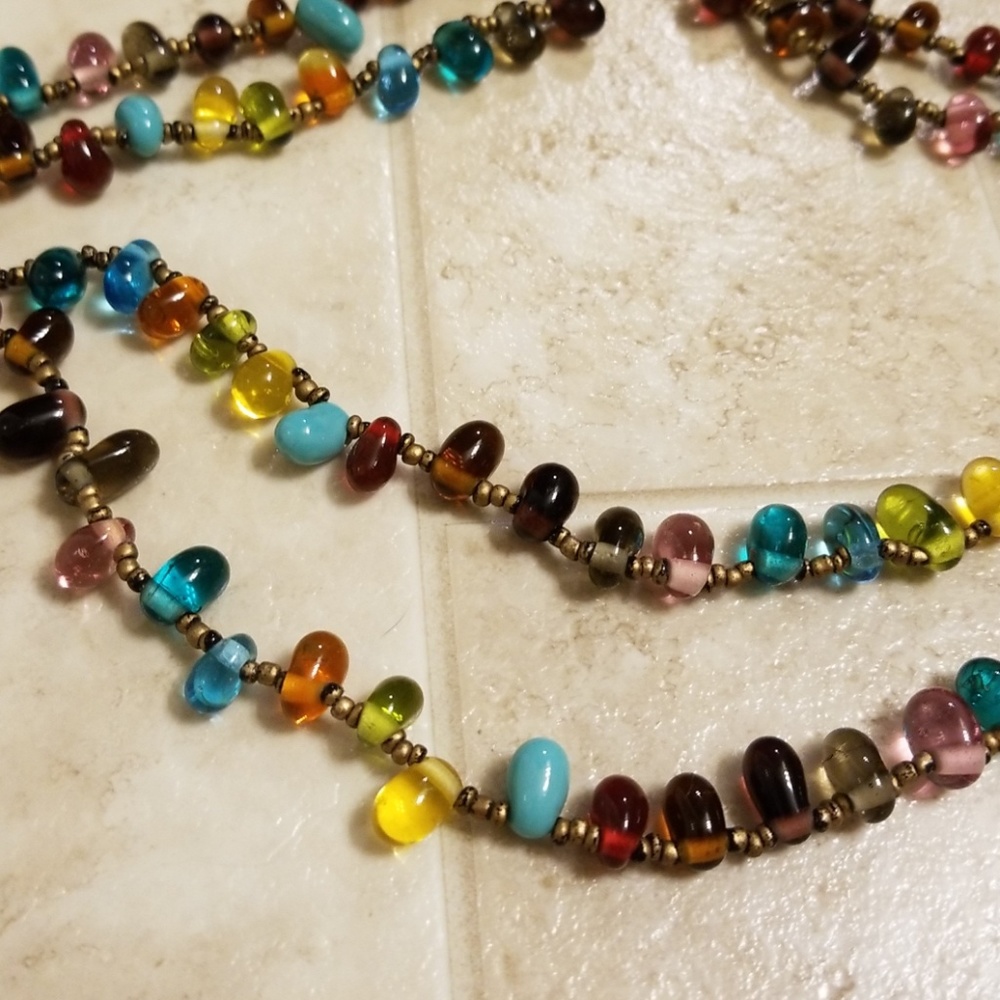 Glass bead necklace